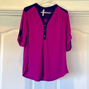 Women’s XL magenta top